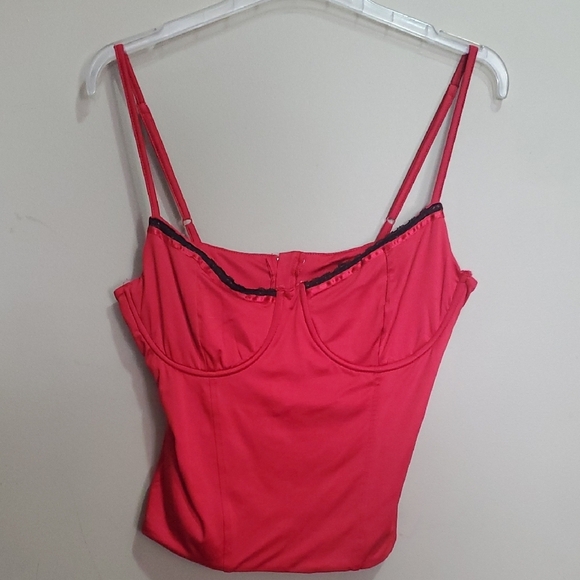 Streetwear Society Tops - Streetwear Society Scarlet Bustier Size Xl